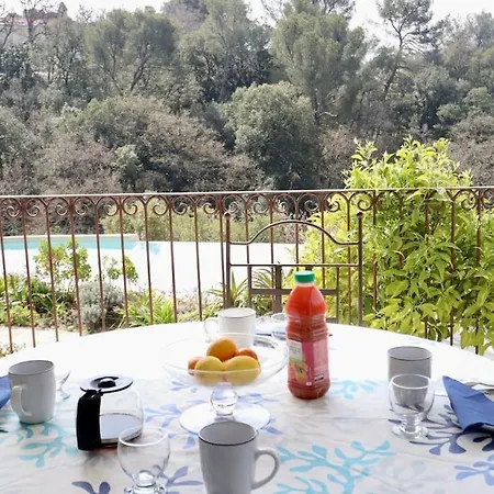 Andromede, De Charme Avec Vue Et Acces Villa Le Pradet