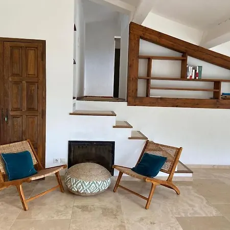 Villa Andromede, De Charme Avec Vue Et Acces Le Pradet